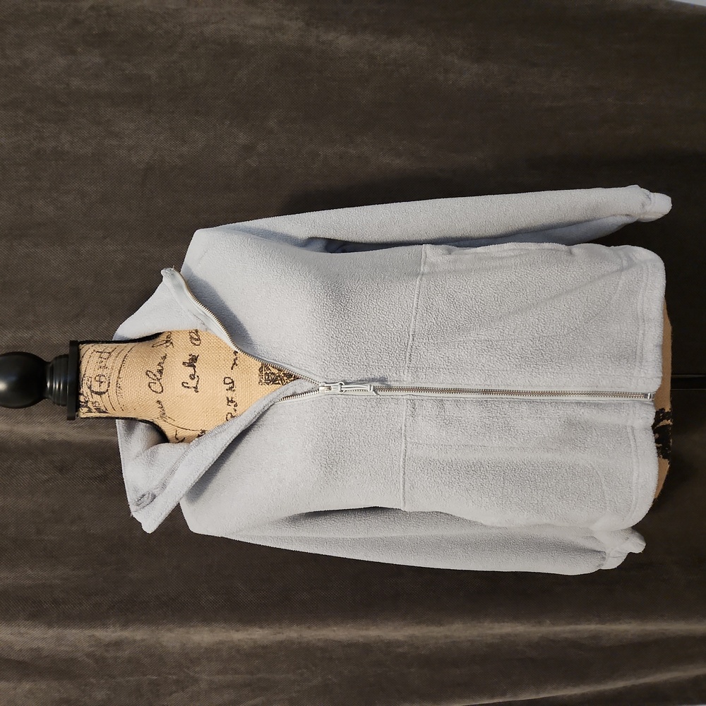 Small Grey Jacket with Zipper and Pockets